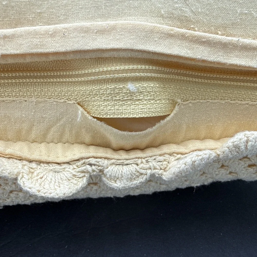 Vtg Star Crochet Devi Designs Feather Filled Pillow Back  Zipper‎ Closure